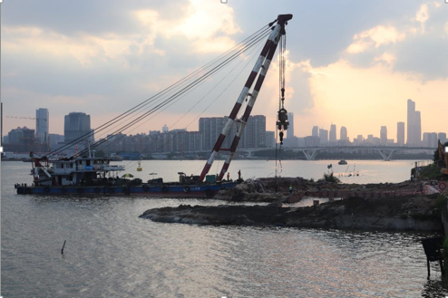 车陂隧道项目海珠端基坑端头围堰拆除顺利完成